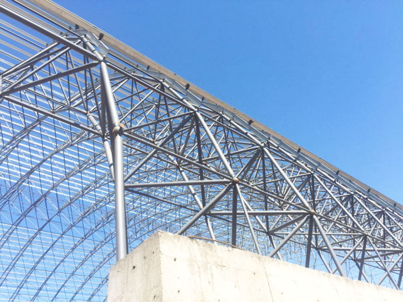 【尊龙凯时网架】钢结构网架工程施工三概略领比照